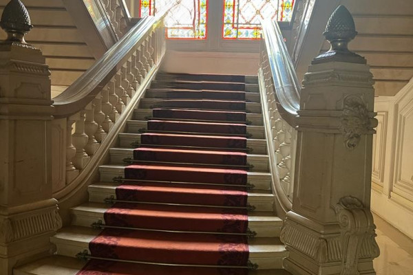 Opulence apartment with breathtaking 450-square-meter super-luxury